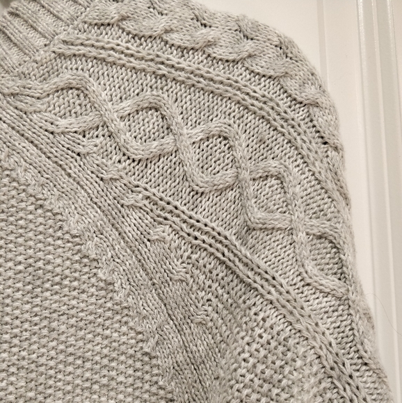 Cotton Cable Knit Sweater - Picture 7 of 8